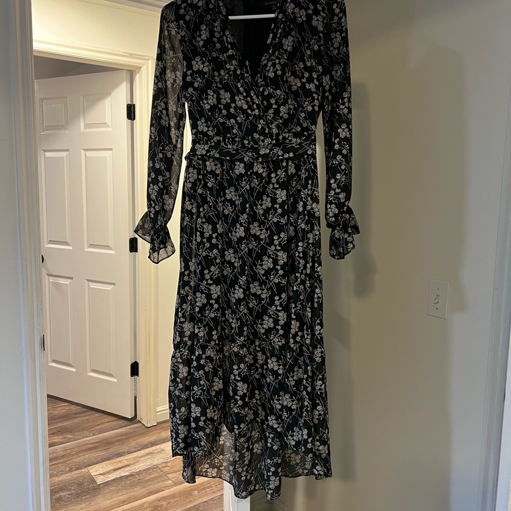 DownEast Black Sheath Dress with Bishop Sleeves